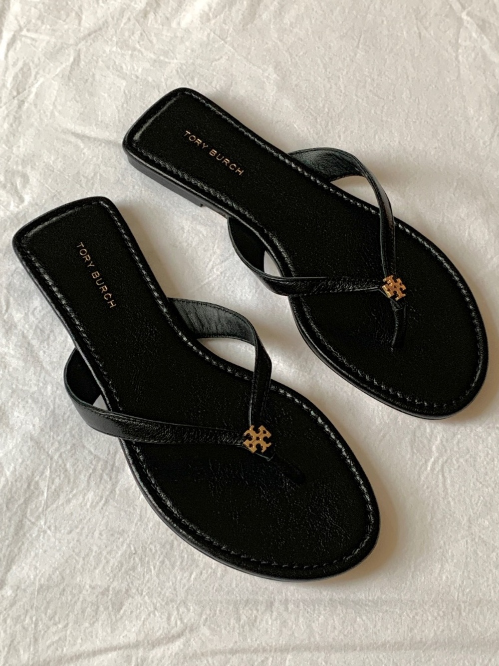 Tory Burch Classic Leather Flip Flops Black 6